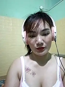 Snapshot of Voiva11 chatting on July 2026 12:52:02 PM Voiva11 online show from July 2026 12:52:02 PM