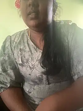 SUBHA2828 online show from June 2026 04:35:02 AM
