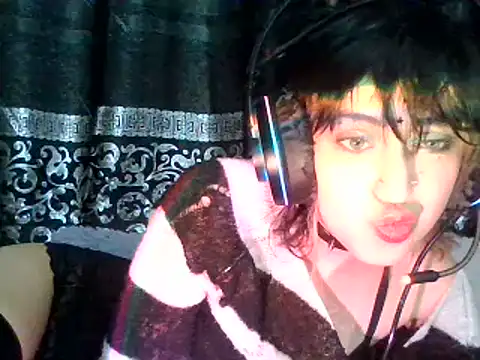 kittenpasive30 online show from June 2026 02:43:02 PM