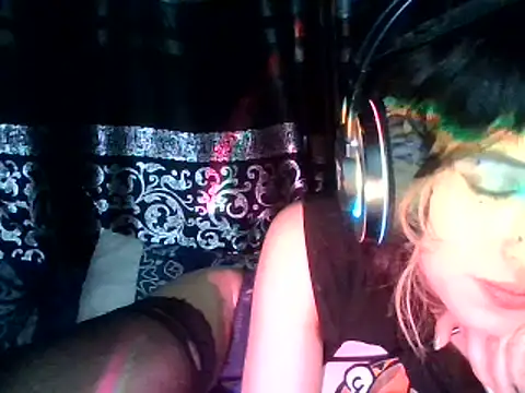 kittenpasive30 online show from June 2026 04:39:02 AM