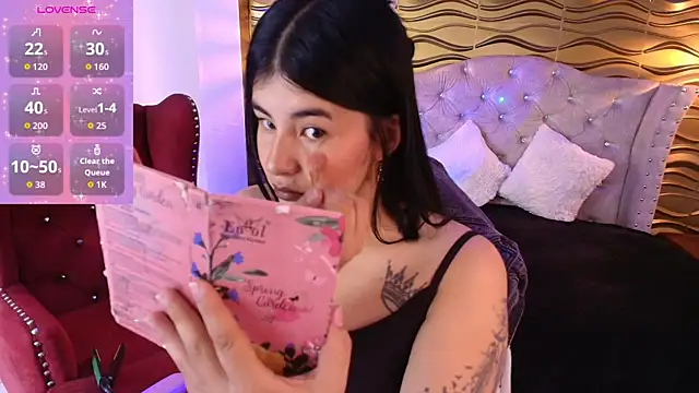  Ninaharpper online show from June 2026 01:04:01 PM