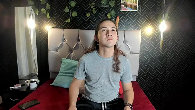 Apolonia eros online show from July 2026 03:37:01 AM