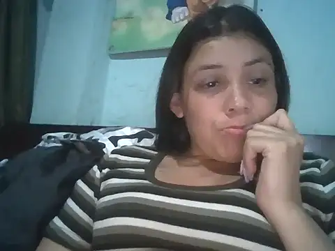 Snapshot of Arletrose_ chatting on July 2026 11:36:02 PM Arletrose online show from July 2026 11:36:02 PM