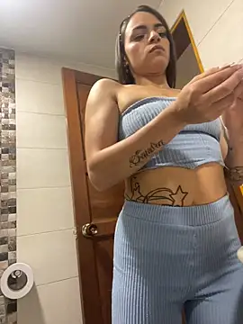 Snapshot of _Melany_Martinez chatting on June 2026 04:11:01 PM Melany Martinez online show from June 2026 04:11:01 PM