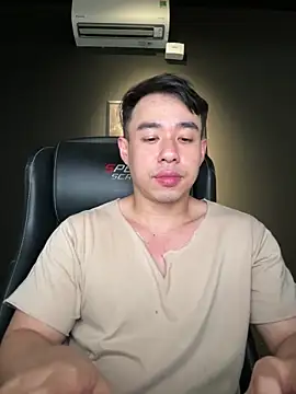 Snapshot of Ryandyan chatting on June 2026 06:33:02 AM Ryandyan online show from June 2026 06:33:02 AM