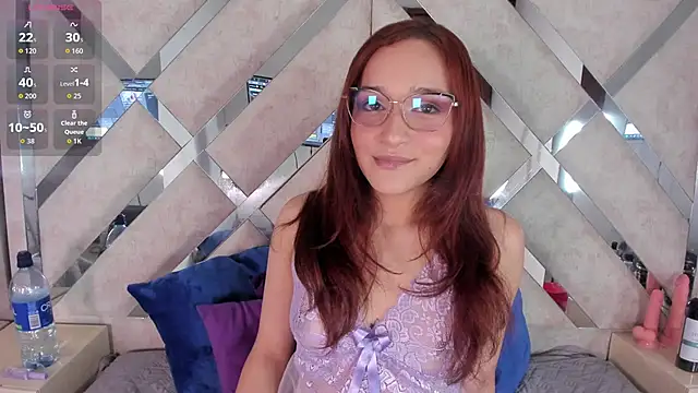 Snapshot of leah_shainee chatting on June 2026 02:23:02 AM leah shainee online show from June 2026 02:23:02 AM