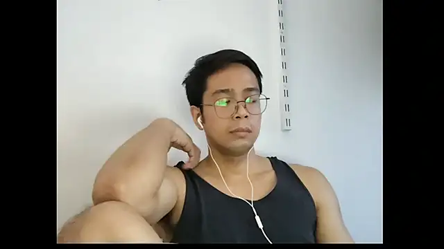 Snapshot of AsianMaster chatting on June 2026 05:12:01 AM AsianMaster online show from June 2026 05:12:01 AM