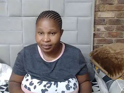 Loyal Alisha online show from June 2026 03:33:01 PM