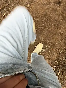 Skinnyrisky online show from June 2026 01:31:02 PM