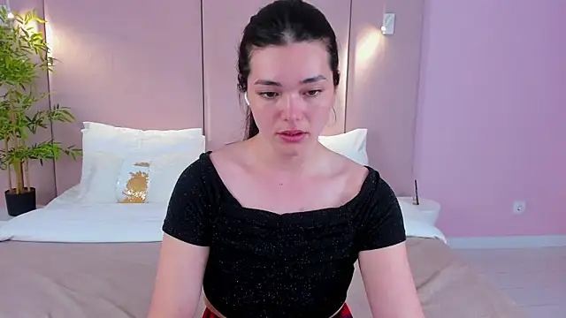 MaddieMeyer online show from July 2026 07:23:02 AM