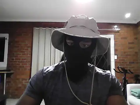 DiamondDannn2 online show from June 2026 05:11:02 PM