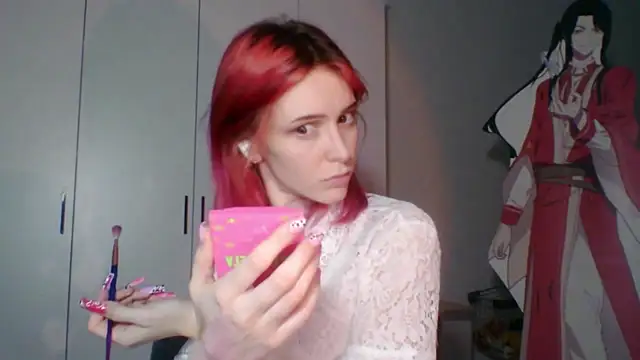 Snapshot of KayleneWesterberg chatting on June 2026 03:14:02 PM KayleneWesterberg online show from June 2026 03:14:02 PM