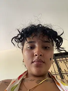 maryale01 online show from June 2026 07:24:01 PM