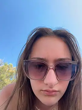 Violet Velvet online show from June 2026 01:59:01 PM