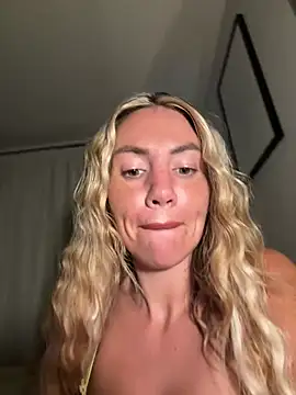 KaceySouthX online show from July 2026 08:49:02 PM