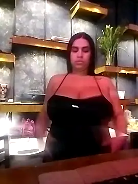Snapshot of Camila_hott_11 chatting on August 2026 01:27:01 AM Camila hott 11 online show from August 2026 01:27:01 AM