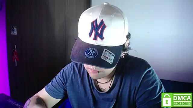 Snapshot of Greg_leach chatting on July 2026 12:13:01 AM Greg leach online show from July 2026 12:13:01 AM