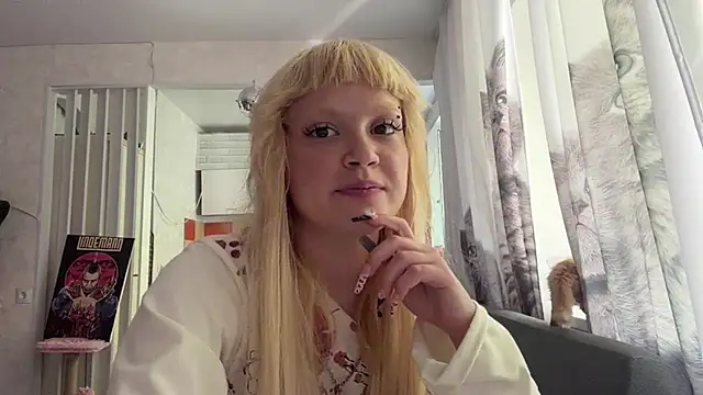 FreedaDeloach online show from June 2026 01:10:01 PM