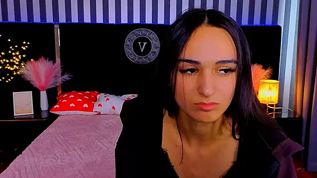 Snapshot of Chanell_Maon chatting on June 2026 01:20:02 PM Chanell Maon online show from June 2026 01:20:02 PM