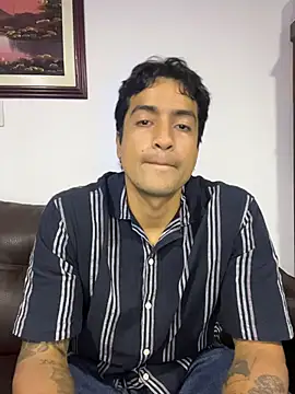 Crisloverrr online show from July 2026 12:24:02 AM