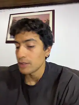 Crisloverrr online show from July 2026 01:04:01 AM