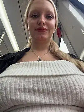 Elfi InPublic online show from July 2026 04:30:01 AM