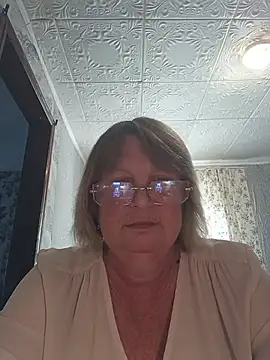 MilashkaCutie50 online show from July 2026 04:18:02 AM