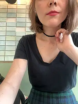 Hilda Valentine online show from July 2026 12:09:01 PM