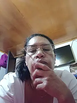 Emilif  online show from June 2026 05:24:02 PM