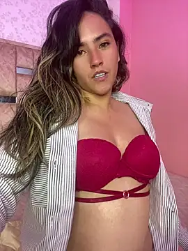 Snapshot of sophia_pink17 chatting on June 2026 03:24:02 PM sophia pink17 online show from June 2026 03:24:02 PM