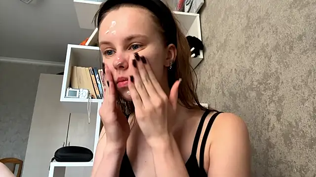 Mollybeans online show from June 2026 01:11:01 PM