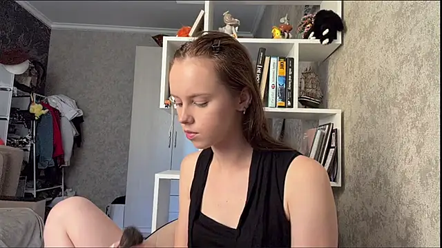 Mollybeans online show from August 2026 12:10:02 PM