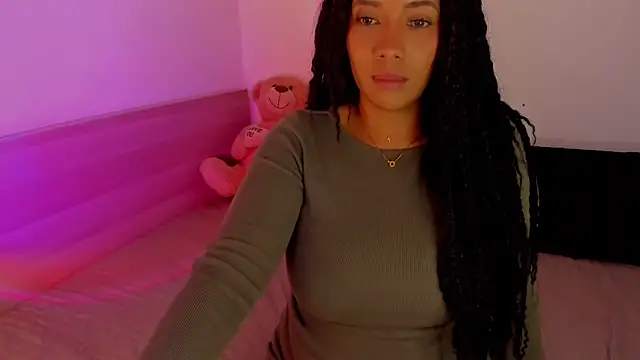 Snapshot of NicolePasqualott chatting on November 2025 08:25:02 PM NicolePasqualott online show from November 2025 08:25:02 PM