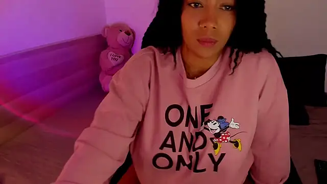 Snapshot of NicolePasqualott chatting on November 2025 08:25:02 PM NicolePasqualott online show from November 2025 08:25:02 PM