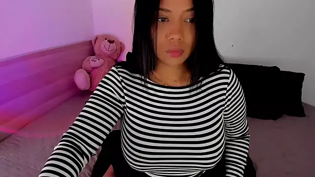 Snapshot of NicolePasqualott chatting on November 2025 03:11:01 PM NicolePasqualott online show from November 2025 03:11:01 PM