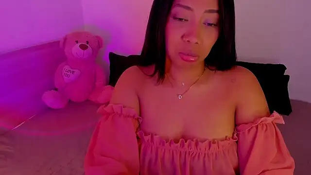 Snapshot of NicolePasqualott chatting on December 2025 09:34:02 PM NicolePasqualott online show from December 2025 09:34:02 PM