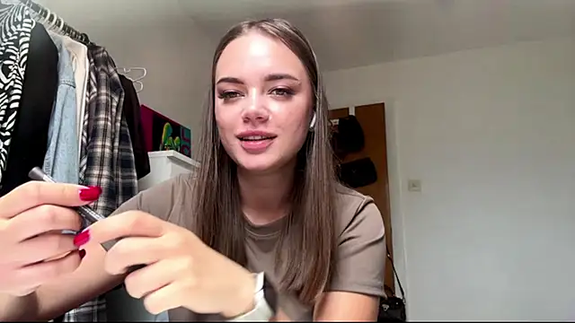 beautifulMira online show from June 2026 11:12:02 AM