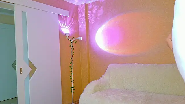 SweeetMia online show from June 2026 05:12:01 AM
