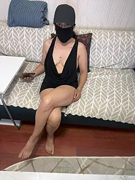 Ceylann026 online show from June 2026 07:48:01 PM