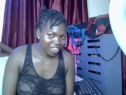 Snapshot of moonlightwonder chatting on June 2026 07:46:01 PM moonlightwonder online show from June 2026 07:46:01 PM