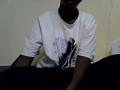 Snapshot of African_petite_godess chatting on June 2026 03:58:02 PM African petite godess online show from June 2026 03:58:02 PM