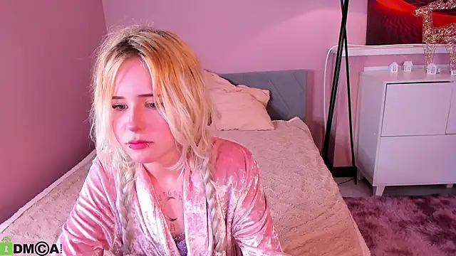 Snapshot of kikipeach chatting on June 2026 12:26:02 PM kikipeach online show from June 2026 12:26:02 PM
