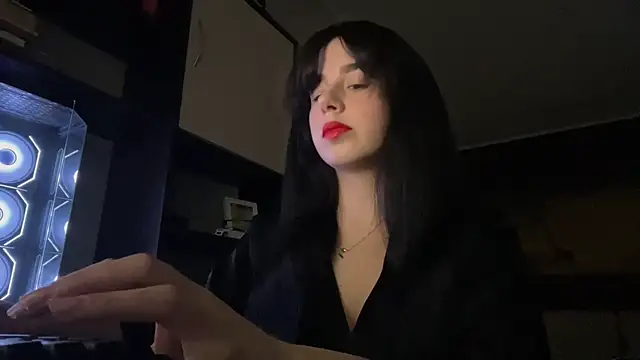Secret Vanilla  online show from July 2026 04:16:01 AM
