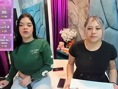 Samy Bitch online show from July 2026 01:57:02 PM