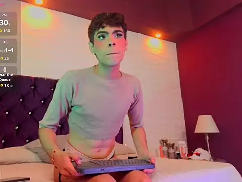 Nicolass 23 online show from July 2026 01:39:01 PM