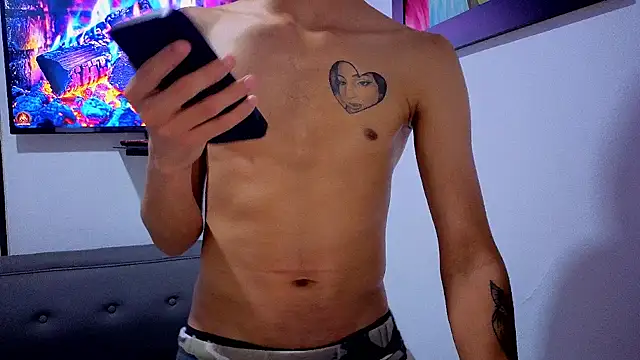 alexandro260 online show from July 2026 05:22:02 AM