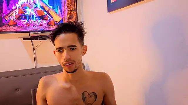 alexandro260 online show from July 2026 04:27:01 AM