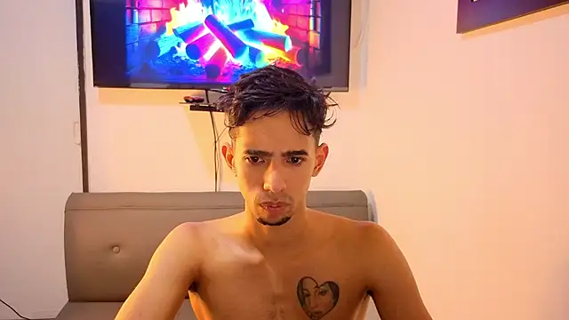 alexandro260 online show from July 2026 04:27:02 AM