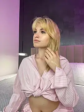 AminaBlush online show from July 2026 06:28:01 AM