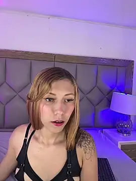 DeboraGrayy online show from July 2026 07:49:02 PM